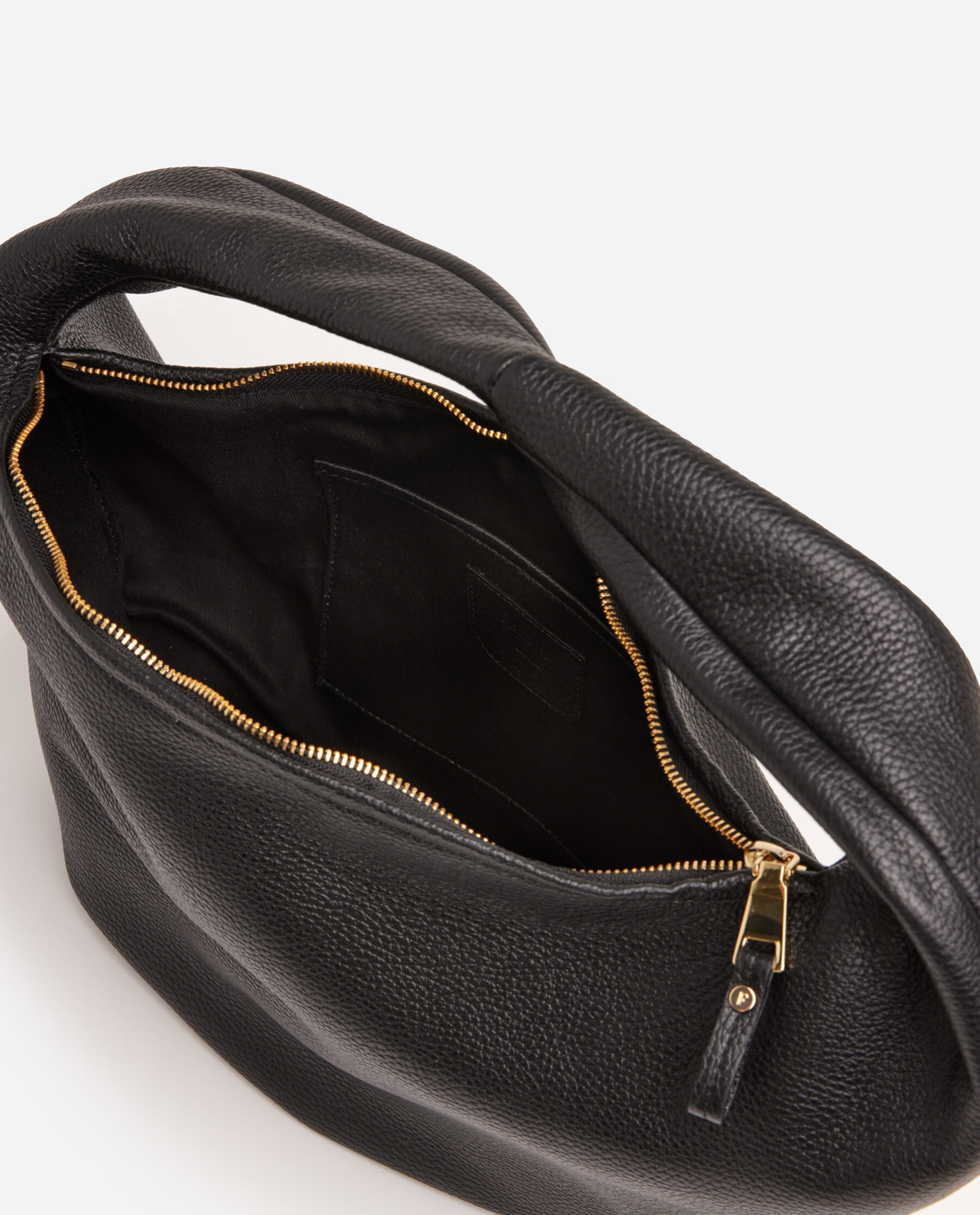Alva Shoulder Bag Leather Black | Flattered.com