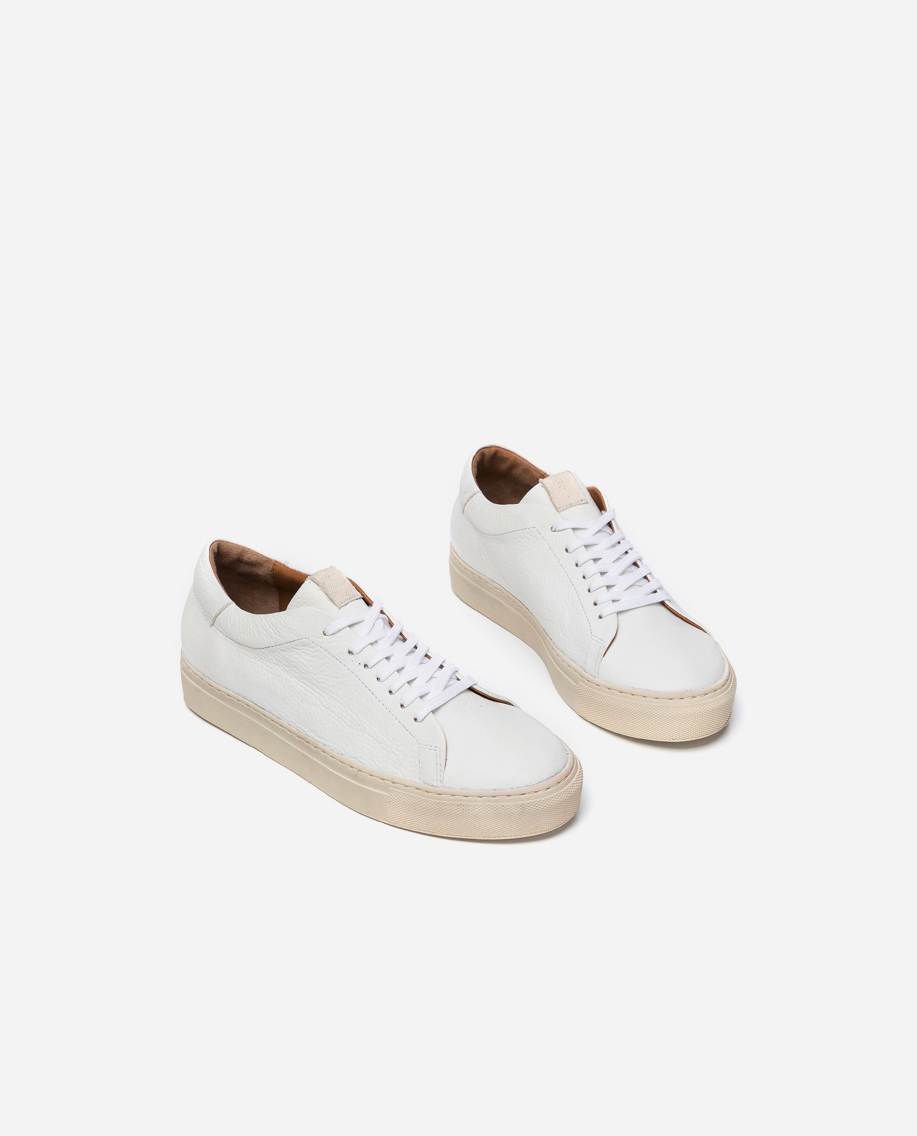 Stockholm Leather White | Flattered